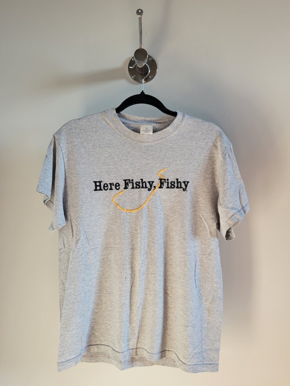 Vintage Here Fishy Fishy Embroidered Fishing T-Shirt Unisex Medium Cotton
